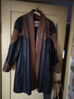 Плащ женский кожаный размер 50