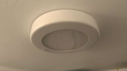 Светильник с датчиком движения IKEA