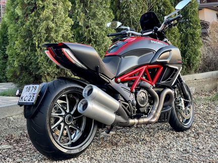 Ducati Diavel Carbon 2011