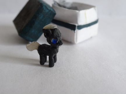 Коллекционная миниатюрная пони ручной работы