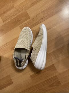 Кроссовки женские 38 размер