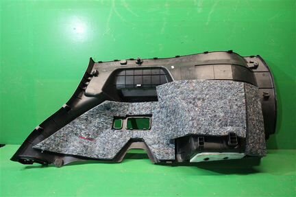 Обшивка багажника левая Mitsubishi Outlander 3