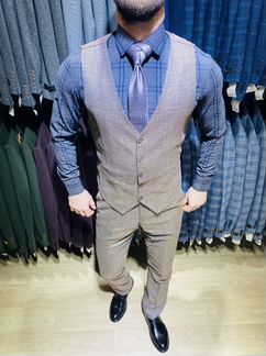 Костюм муж. тройка 50