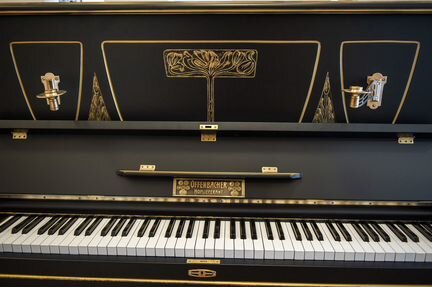 Винтажное пианино / Ручная роспись художником