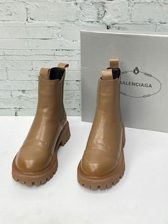 Ботинки женские Balenciaga мех