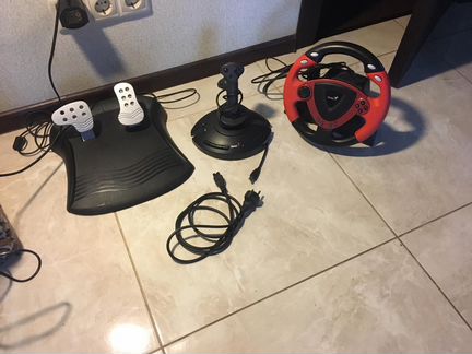 Джойстик,руль,педали Genius