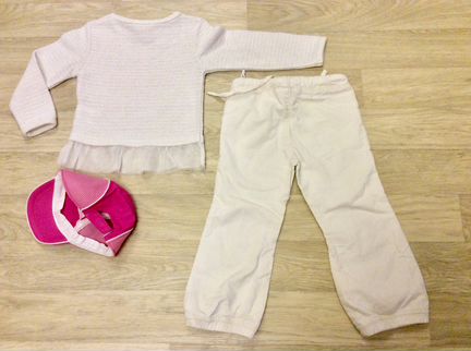 Бейсболка. Брюки вельветовые. Кофточка