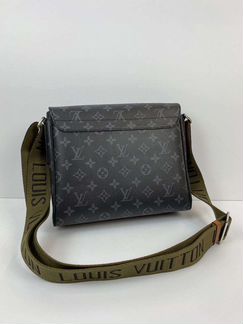 Сумка Louis Vuitton District PM