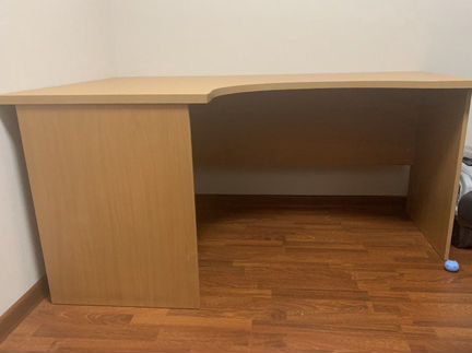 Стол