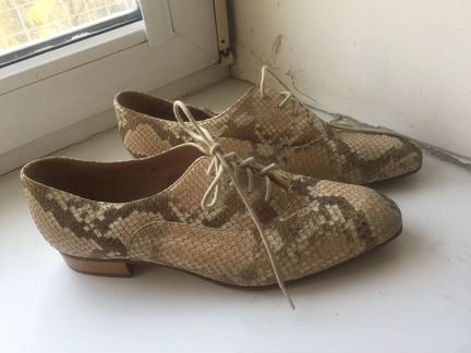 Ботинки (Италия)