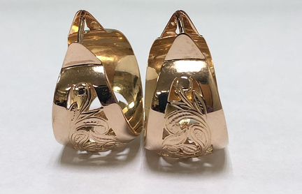 Золотые серьги 585 пробы